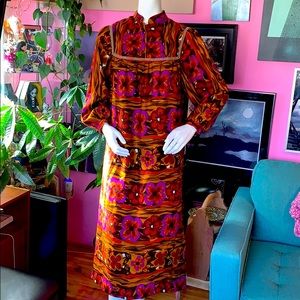 Vintage fully lined dress